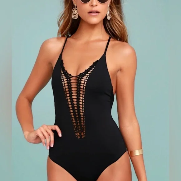Billabong 🖤🌊Black Crochet One-Piece Swimsuit - Picture 1 of 11
